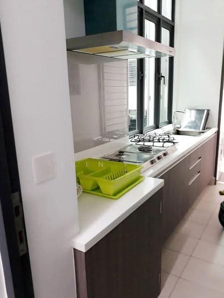 Kondominium untuk Dijual di The LIGHT COLLECTION II - Allen Yeoh - Kitchen - PropertyGuru.com.my