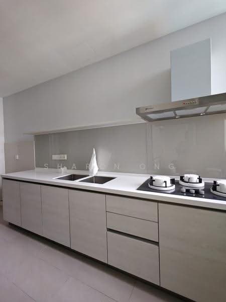 Kondominium untuk Dijual di The Marin at Ferringhi - Sharon Ong - Kitchen - PropertyGuru.com.my
