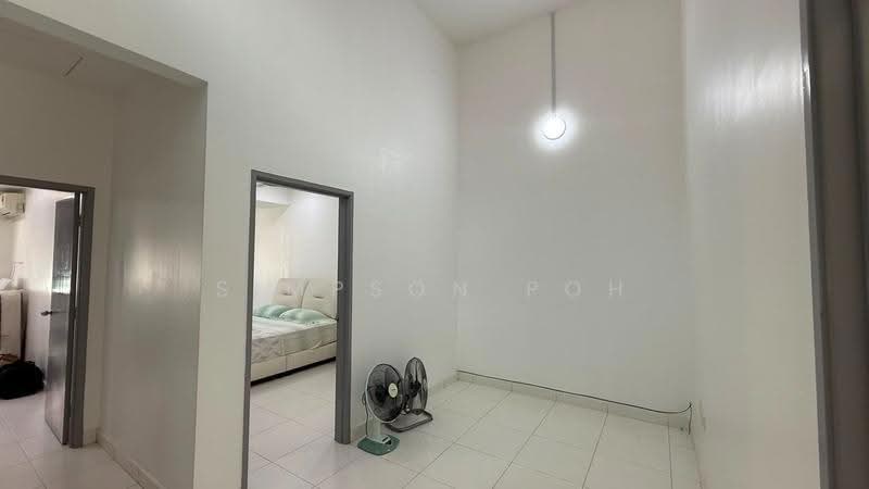 2-storey Terraced House for Sale in Mutiara Rini (Skudai) - Simpson Poh - Bedroom - PropertyGuru.com.my