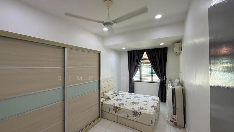2-storey Terraced House for Sale in Mutiara Rini (Skudai) - Simpson Poh - Bedroom - PropertyGuru.com.my