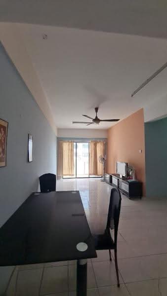 Tanah Kediaman untuk Disewa di Puchong (Selangor) - Eason Hong - Living Room - PropertyGuru.com.my