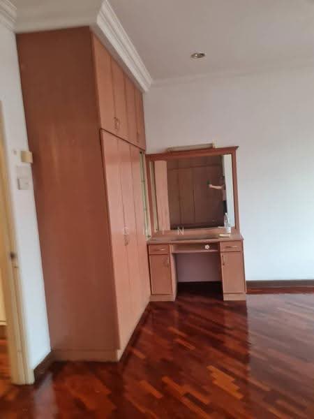 Rumah Teres 2-Tingkat untuk Dijual di Bukit Rahman Putra (Sungai Buloh) - Chin JL - Interior - PropertyGuru.com.my