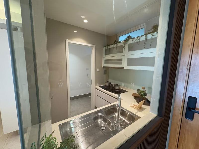 Kondominium untuk Dijual di Brunsfield EmbassyView - Wayne Tan - Kitchen - PropertyGuru.com.my