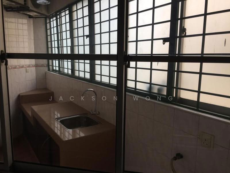 Kondominium untuk Disewa di La Vista Condominiums - Jackson Wong - Kitchen - PropertyGuru.com.my