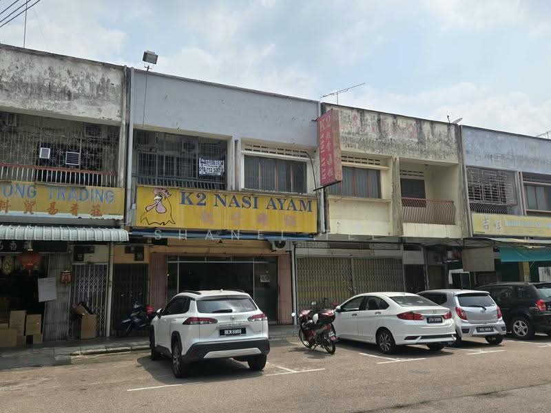 Shop for Sale in Taman Kluang Baru (Kluang) - Shanel Tee - Exterior - PropertyGuru.com.my