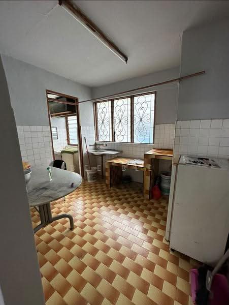 Flat for Sale at Flat Taman Ungku Tun Aminah - Bee Bee - PropertyGuru.com.my