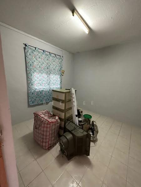 Flat for Sale at Flat Taman Ungku Tun Aminah - Bee Bee - PropertyGuru.com.my