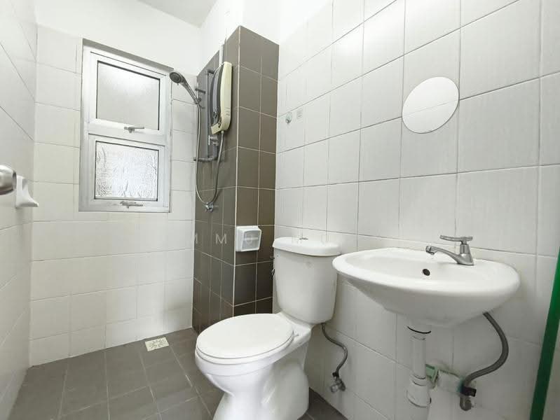 Service Residence for Rent at Saville @ Kajang - Ummu Musa - Bathroom - PropertyGuru.com.my