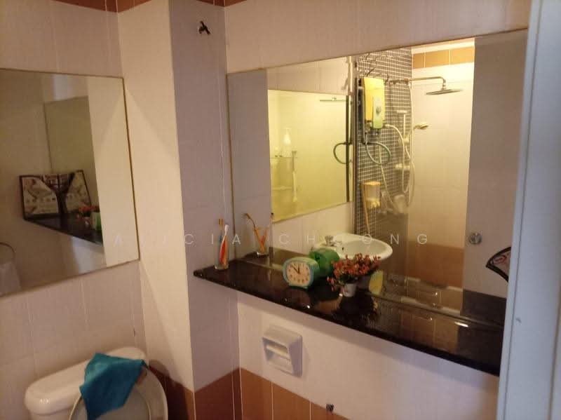 Terraced House for Sale in Sungai Long (Bandar Sungai Long) - Alicia Choong - Bathroom - PropertyGuru.com.my