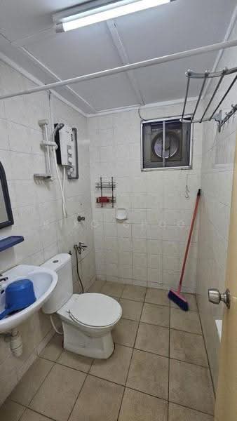 Kondominium untuk Disewa di D'aman Crimson - Riko Choo - Bathroom - PropertyGuru.com.my