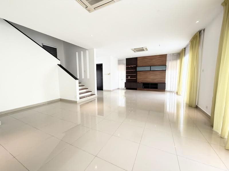 Bungalow House untuk Dijual di Jade Hills (Kajang) - Kris Tan - Living Room - PropertyGuru.com.my