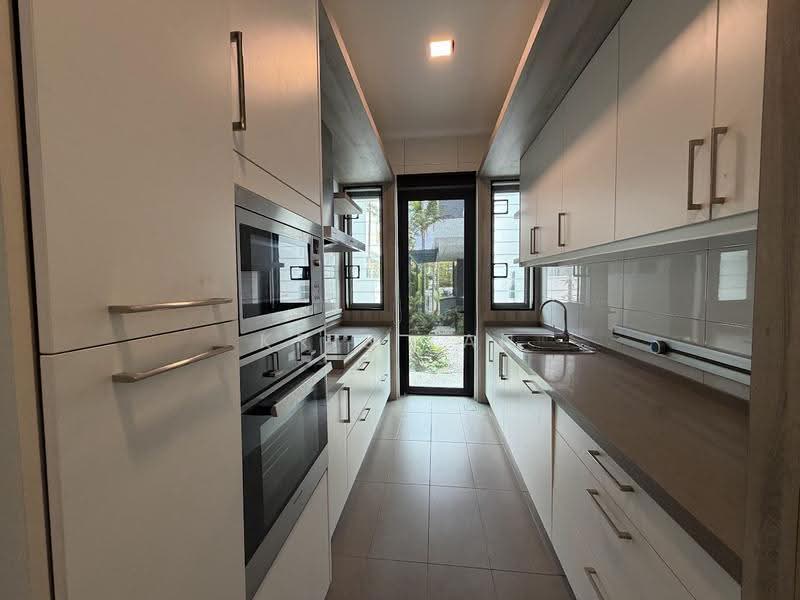 Bungalow House untuk Dijual di Jade Hills (Kajang) - Kris Tan - Kitchen - PropertyGuru.com.my