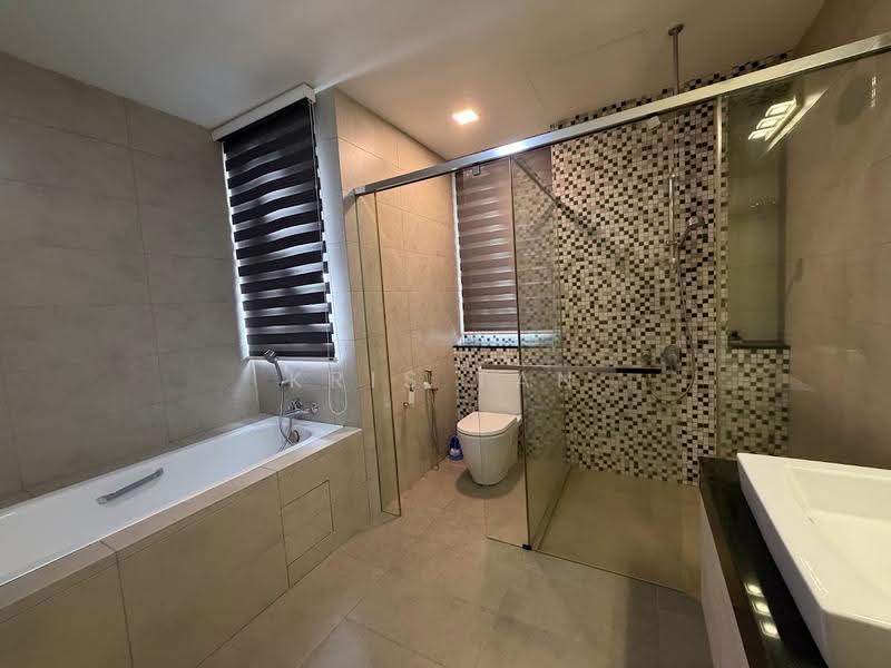 Bungalow House untuk Dijual di Jade Hills (Kajang) - Kris Tan - Bathroom - PropertyGuru.com.my