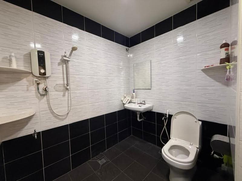 Rumah Teres 1-Tingkat untuk Dijual di Batu Pahat (Johor) - NGO - Bathroom - PropertyGuru.com.my
