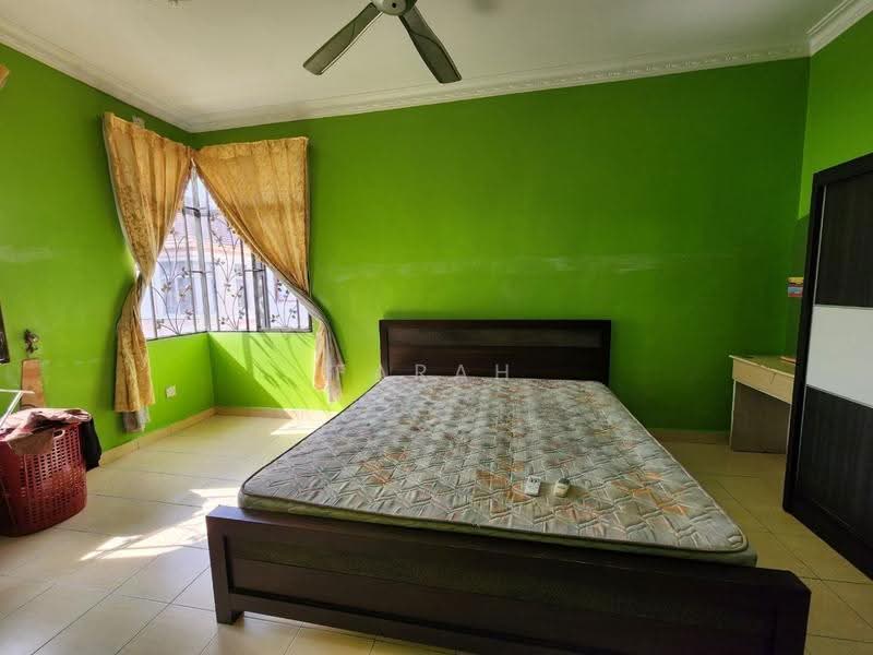 Semi-Detached House for Sale in Taman Kajang Impian (Kajang) - Farah Hanan - Bedroom - PropertyGuru.com.my