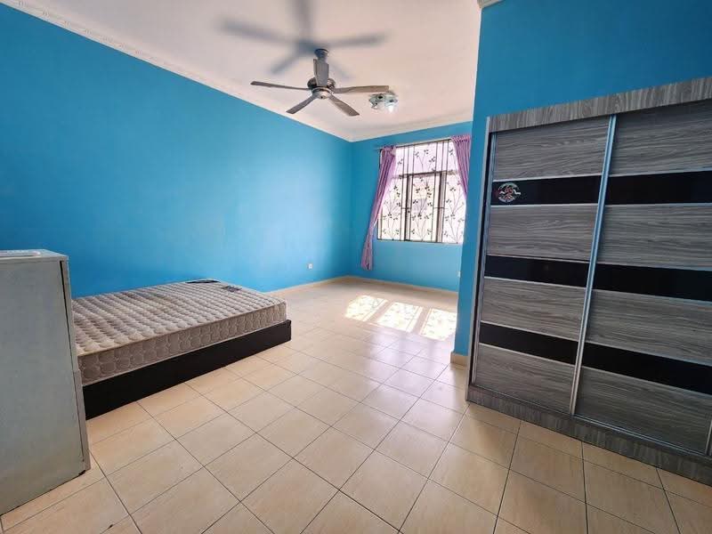 Semi-Detached House for Sale in Taman Kajang Impian (Kajang) - Farah Hanan - Bedroom - PropertyGuru.com.my