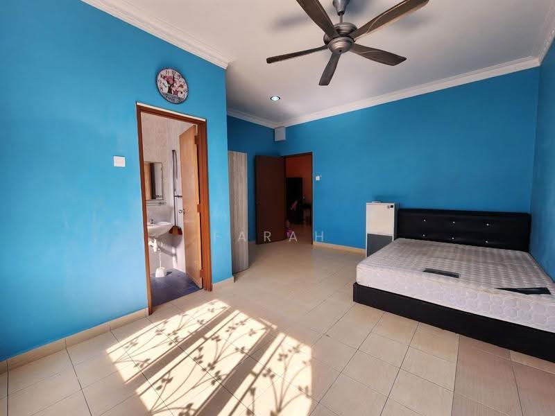 Semi-Detached House for Sale in Taman Kajang Impian (Kajang) - Farah Hanan - Bedroom - PropertyGuru.com.my