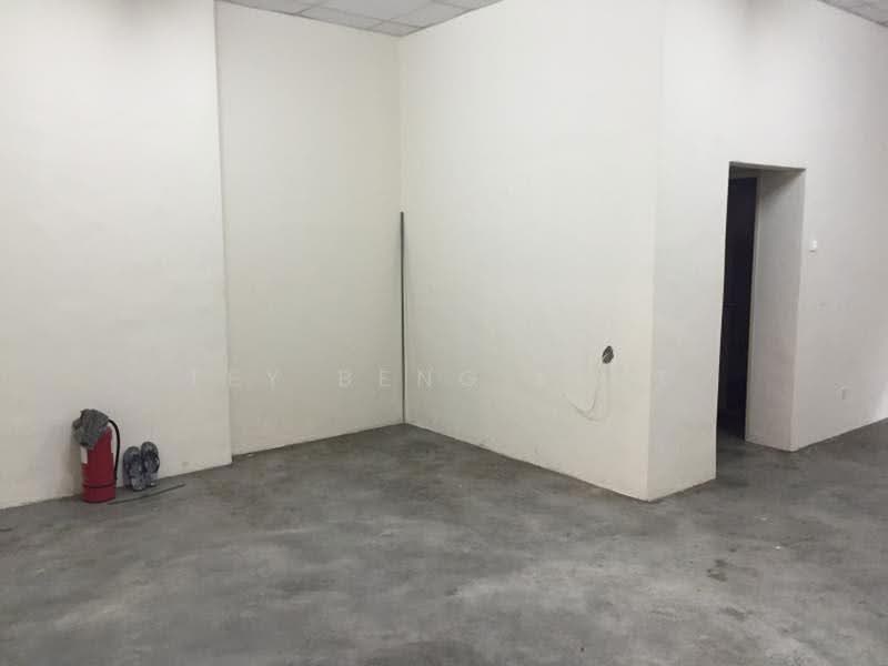 Office for Rent in Jalan Klang Lama (Old Klang Road) (Kuala Lumpur) - Tey Beng Keat - Interior - PropertyGuru.com.my