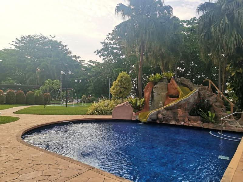 Condominium for Sale at Villa Ria - Mindy Cheah - Pool - PropertyGuru.com.my