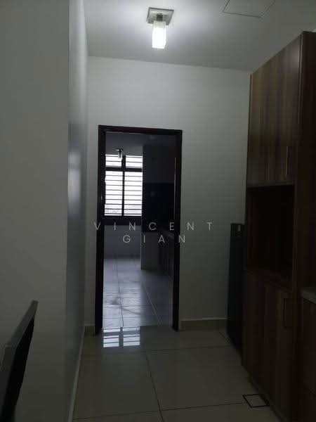 Kediaman Servis untuk Dijual di D'Inspire Residence (Inspira Bestari) - Vincent Gian - Kitchen - PropertyGuru.com.my