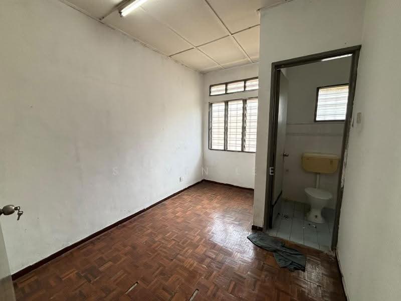 Rumah Teres 2-Tingkat untuk Dijual di Taman Anggerik (Serendah) - Steven Lee - Interior - PropertyGuru.com.my