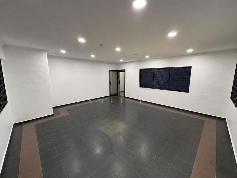 Factory for Sale in Taman Mengkibol (Kluang) - Shanel Tee - Interior - PropertyGuru.com.my