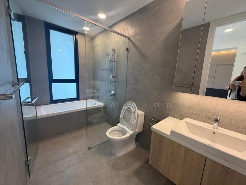 Kediaman Servis untuk Disewa di Kami - Rinna Khoo - Bathroom - PropertyGuru.com.my