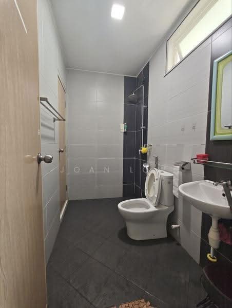 Bungalow House for Sale in Paya Rumput (Melaka) - Joan Low - Bathroom - PropertyGuru.com.my