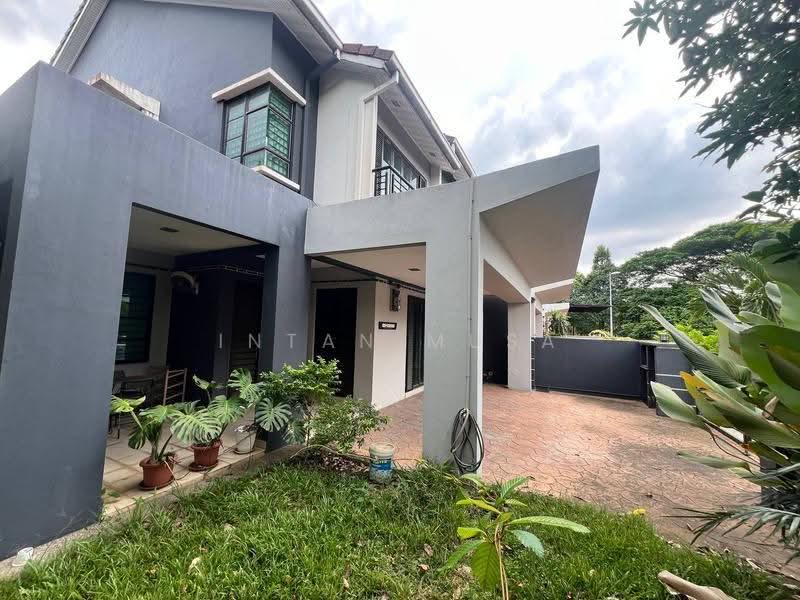 Rumah Teres untuk Dijual di Putra Avenue (Subang Jaya) - Intan Musa - Exterior - PropertyGuru.com.my