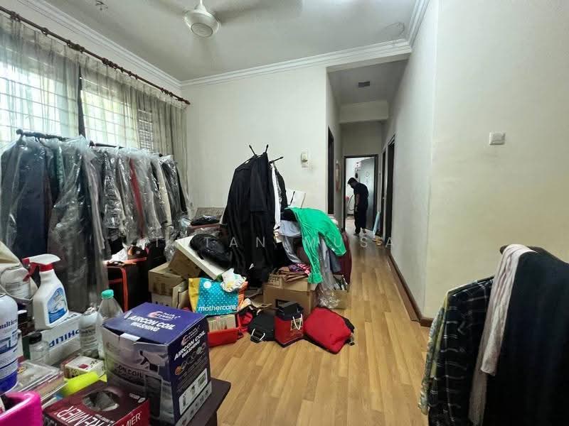 Rumah Teres untuk Dijual di Putra Avenue (Subang Jaya) - Intan Musa - Corridor - PropertyGuru.com.my