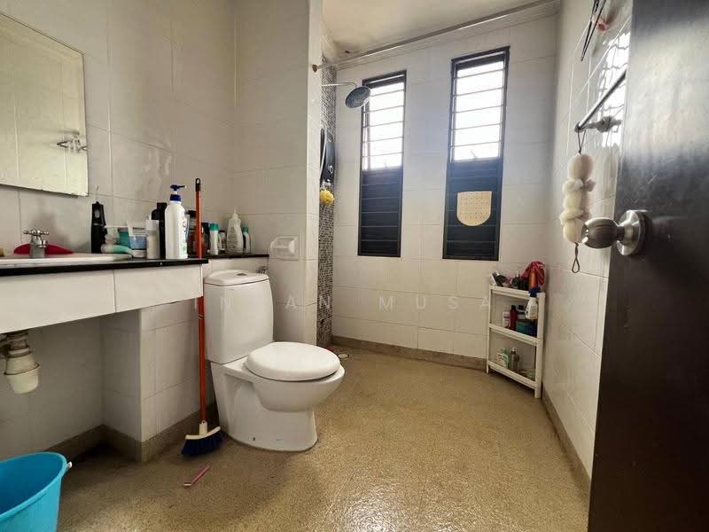 Rumah Teres untuk Dijual di Putra Avenue (Subang Jaya) - Intan Musa - Bathroom - PropertyGuru.com.my