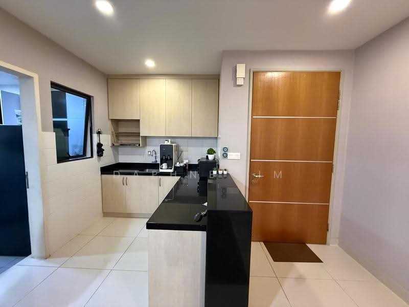 Condominium for Sale at The Z Residence - Daphne Lim - Kitchen - PropertyGuru.com.my