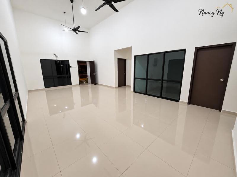 Rumah Berkembar untuk Dijual di Kepala Batas (Penang) - Nan See Ng - Living Room - PropertyGuru.com.my
