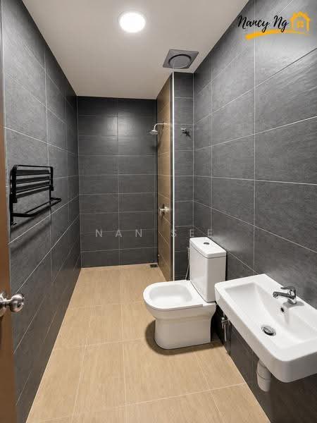 Rumah Berkembar untuk Dijual di Kepala Batas (Penang) - Nan See Ng - Bathroom - PropertyGuru.com.my