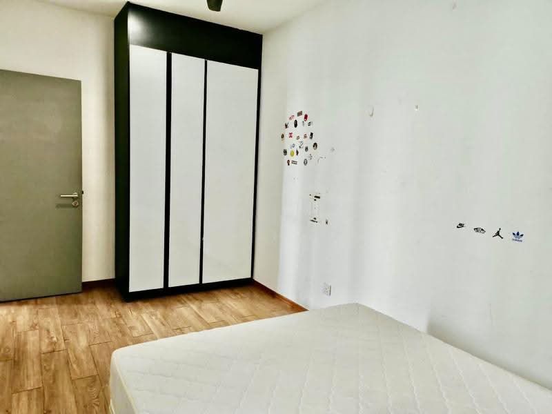 Condominium for Rent at Lakefront Residence - Kar Hooi - Bedroom - PropertyGuru.com.my