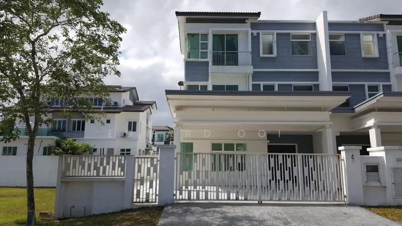 Rumah Berkembar untuk Disewa di Sungai Long (Bandar Sungai Long) - Edward Ooi - Exterior - PropertyGuru.com.my