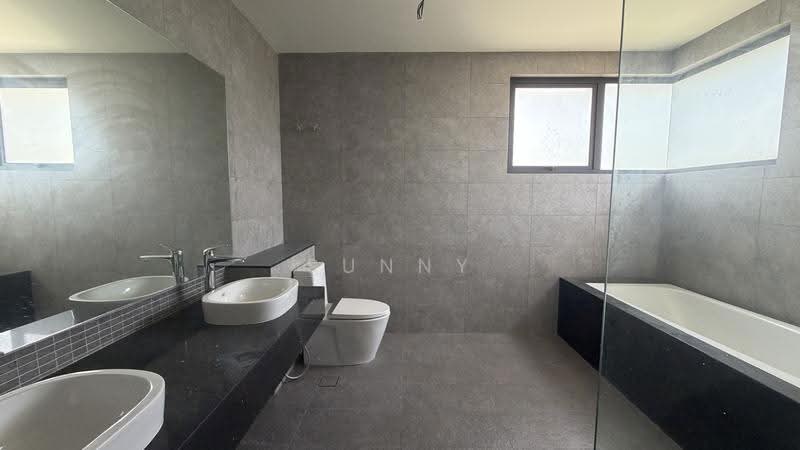 Bungalow House untuk Dijual di Jade Hills (Kajang) - Sunny Chien - Bathroom - PropertyGuru.com.my