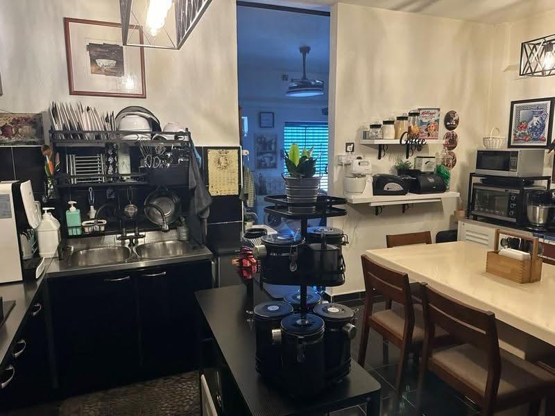 2-storey Terraced House for Sale in George Town (Penang) - Kay Wong - Kitchen - PropertyGuru.com.my
