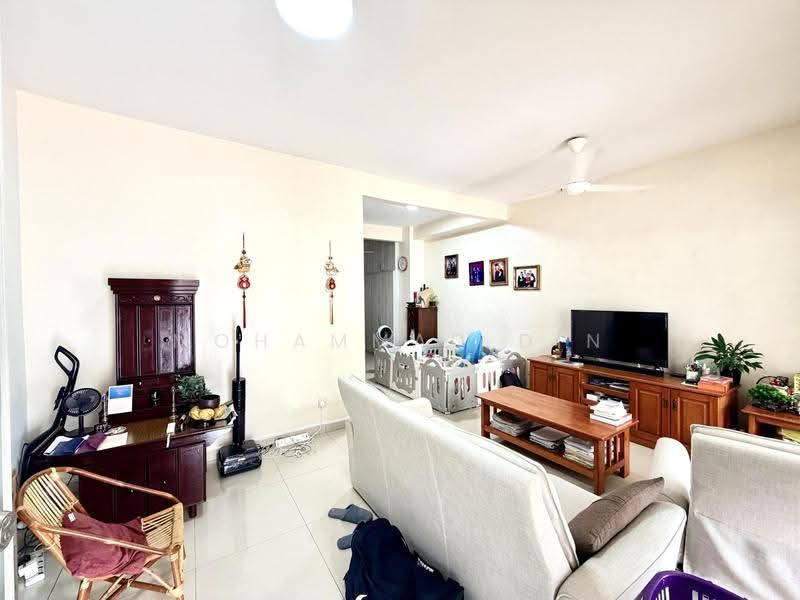 2-storey Terraced House for Sale in Taman Sea (Petaling Jaya) - Mohammad Din Majid - Living Room - PropertyGuru.com.my