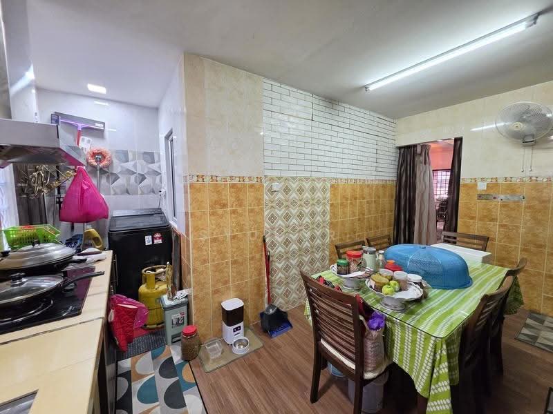 Rumah Teres 2-Tingkat untuk Dijual di Shah Alam (Selangor) - Syukor Hartanah - Kitchen - PropertyGuru.com.my