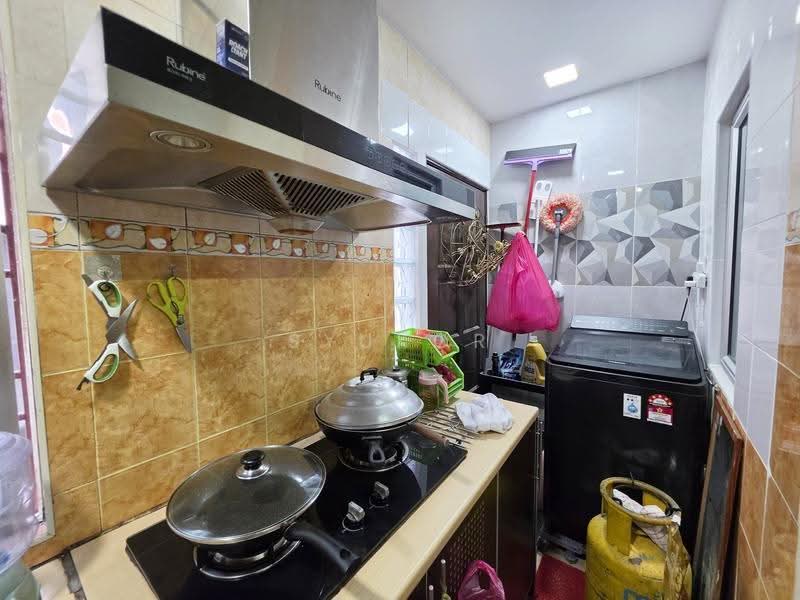 Rumah Teres 2-Tingkat untuk Dijual di Shah Alam (Selangor) - Syukor Hartanah - Kitchen - PropertyGuru.com.my