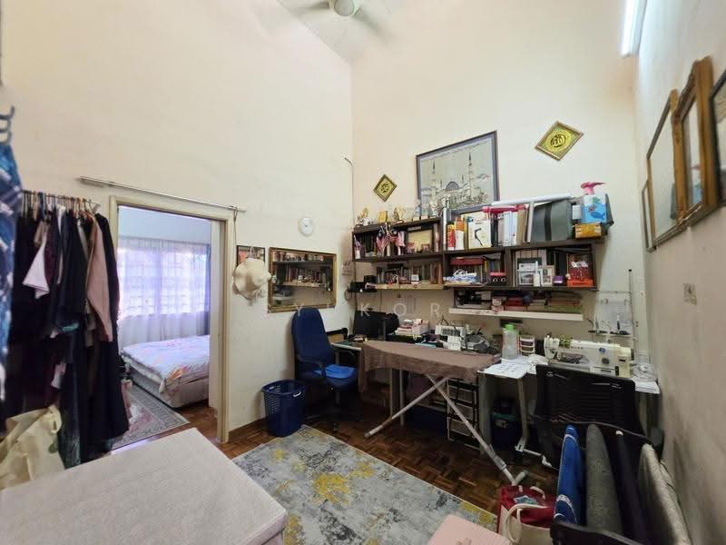Rumah Teres 2-Tingkat untuk Dijual di Shah Alam (Selangor) - Syukor Hartanah - Bedroom - PropertyGuru.com.my