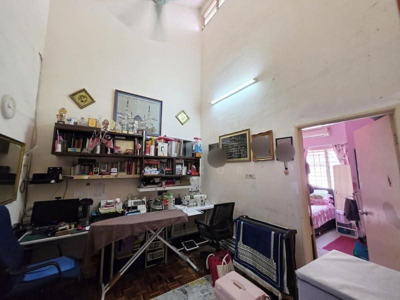Rumah Teres 2-Tingkat untuk Dijual di Shah Alam (Selangor) - Syukor Hartanah - Study - PropertyGuru.com.my