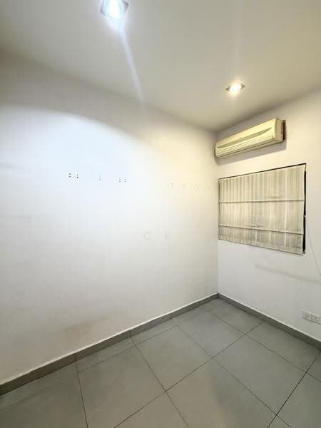 Kondominium untuk Dijual di Desa Villa Condominium - CK Yee - Interior - PropertyGuru.com.my