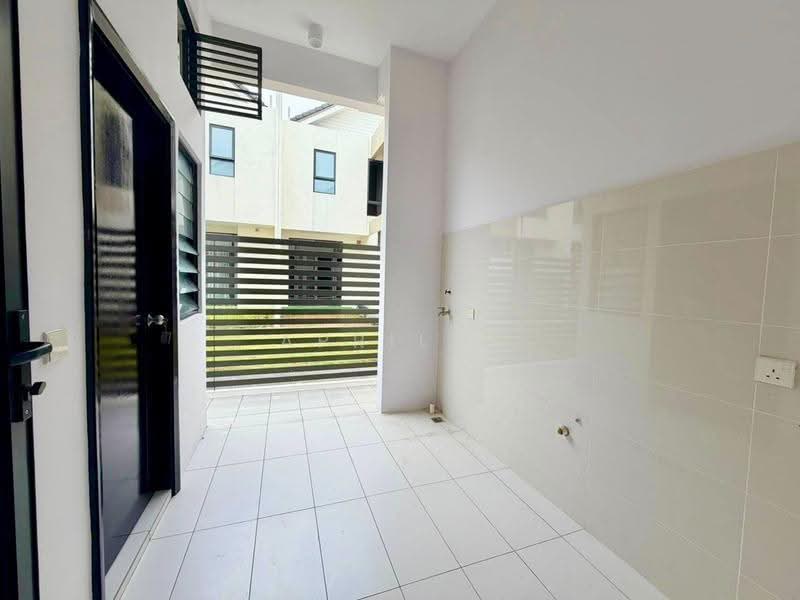 Rumah Teres untuk Disewa di Medini (Iskandar Puteri (Nusajaya)) - APRILIA CHAYADI - PropertyGuru.com.my