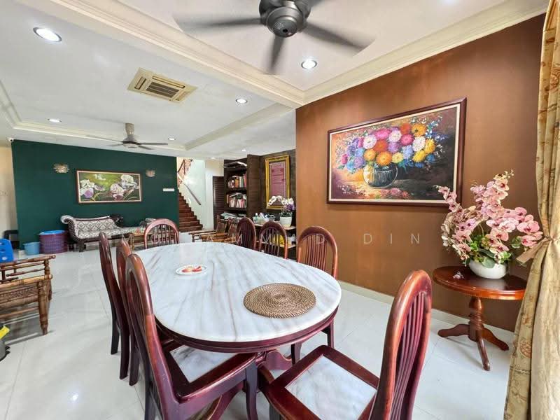 Bungalow House for Sale in Taman Puncak Perdana (Shah Alam) - Mohammad Din Majid - PropertyGuru.com.my