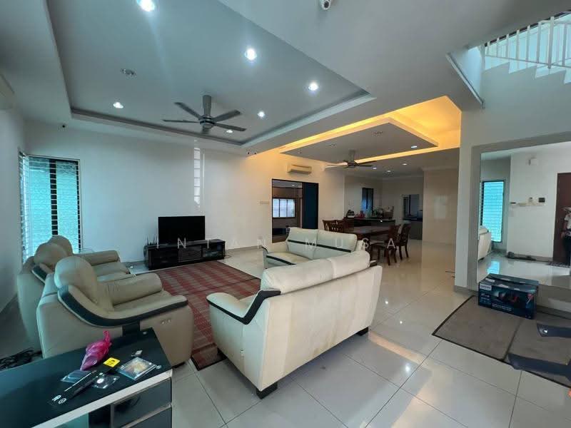 Bungalow House untuk Dijual di Taman Aman Perdana (Kapar) - Intan Musa - Living Room - PropertyGuru.com.my