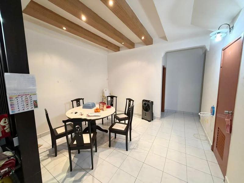 Rumah Teres 2-Tingkat untuk Dijual di Taman Seri Orkid (Skudai) - SY Ngo - Dining Room - PropertyGuru.com.my