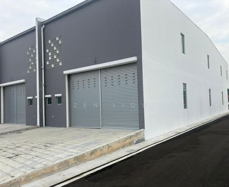 Kilang Teres untuk Disewa di Kulai (Johor) - Zen Liow - Exterior - PropertyGuru.com.my