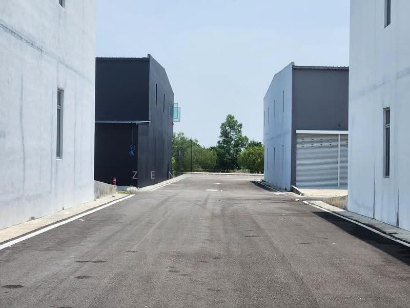 Kilang Teres untuk Disewa di Kulai (Johor) - Zen Liow - Exterior - PropertyGuru.com.my
